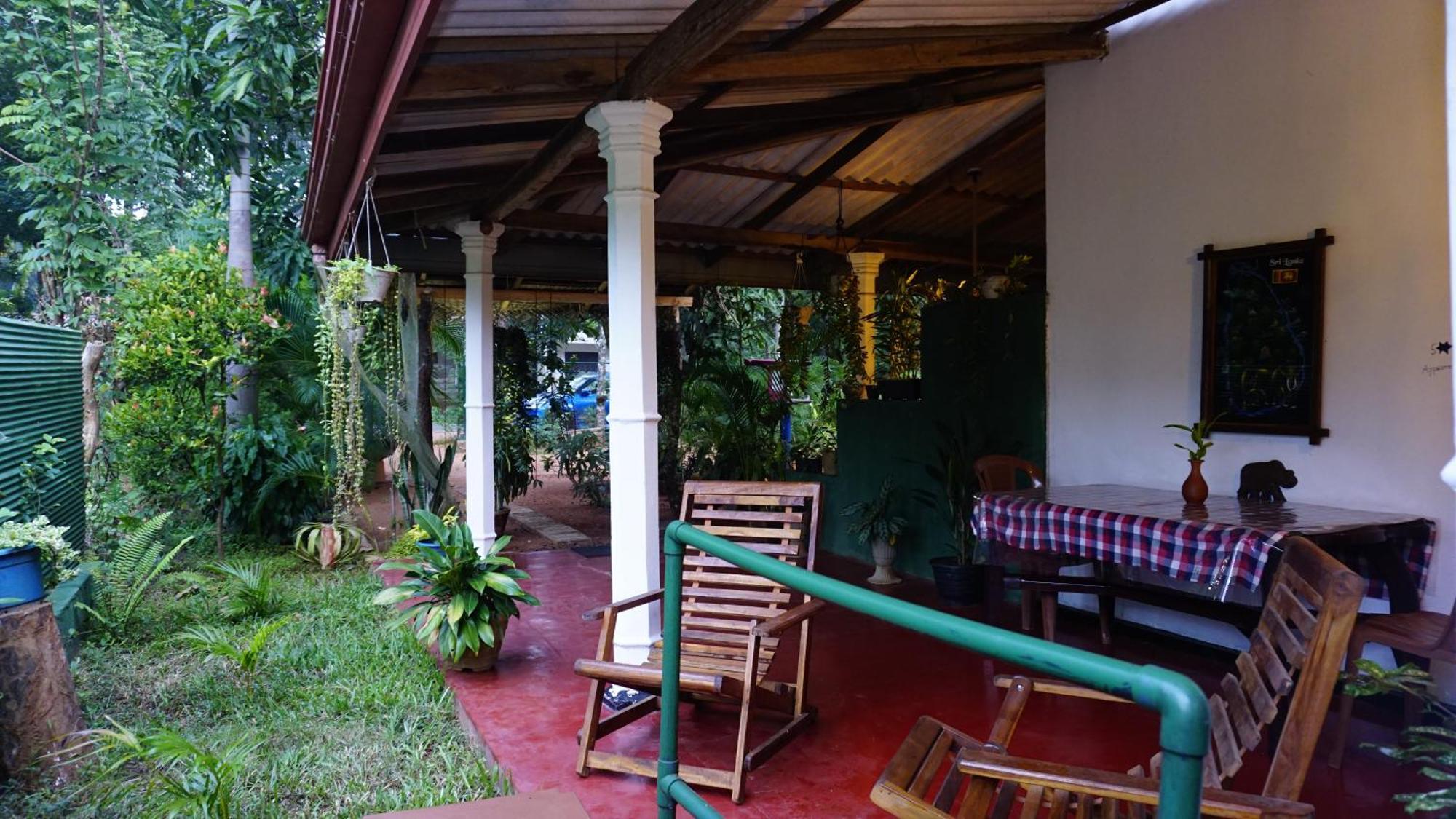 Namal Homestay Sigiriya Bagian luar foto